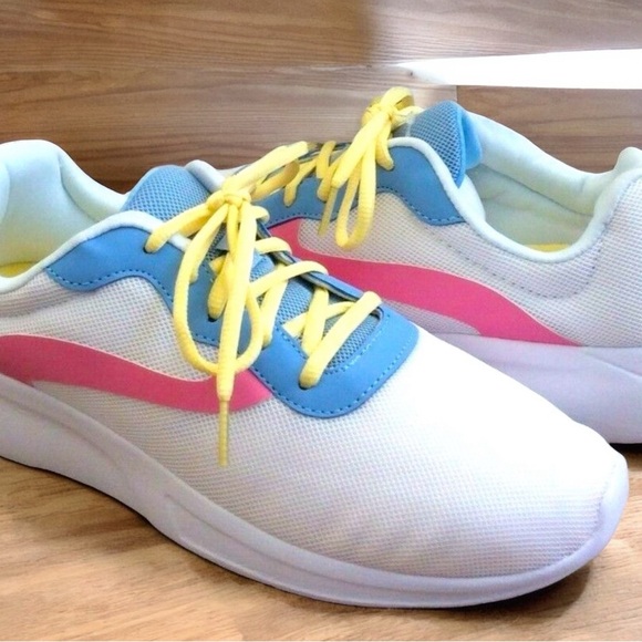 New Athletic Works Mesh Trainer Sneakers - Picture 5 of 16